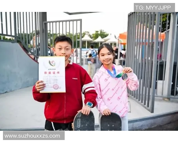 广州攀岩队在世界滑板锦标赛中以55分领先其他队伍展现强大实力